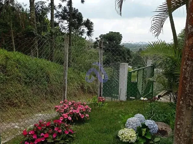 Sítio com 1200m² 4 quartos e 2 banheiros, à venda, no bairro Mogi Bertioga em Mogi das Cruzes