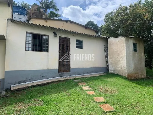 Sítio com 4000m² 4 quartos e 3 banheiros, à venda ou para alugar, no bairro Jardim Arujá em Arujá