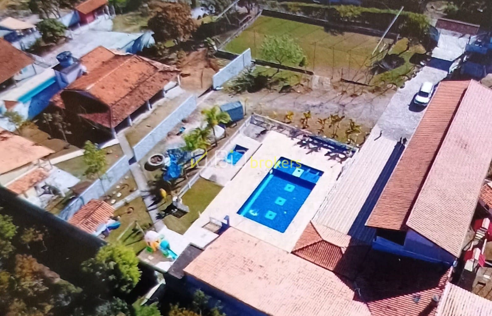 Sítio à venda com 6 quartos, 2441m² - Foto 1