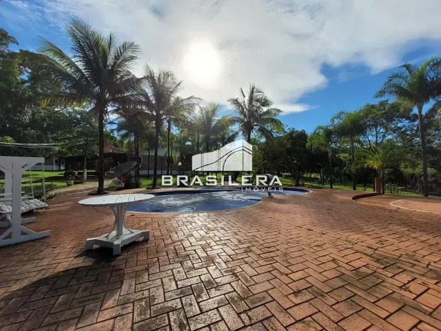 Sítio com 15000m² 3 quartos e 1 banheiro, à venda, no bairro Zona Rural em Rio Quente