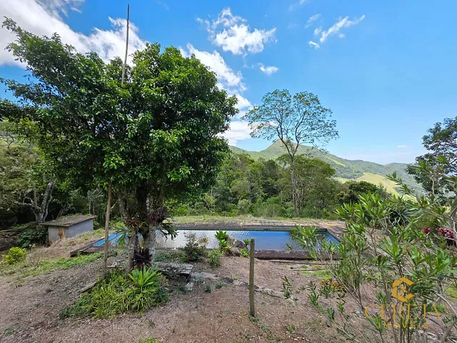 Sítio com 292668m² 1 quarto e 1 banheiro, à venda, no bairro Cascatinha em Nova Friburgo
