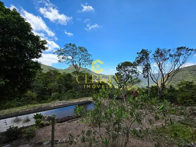 Sítio com 292668m² 1 quarto e 1 banheiro, à venda, no bairro Cascatinha em Nova Friburgo