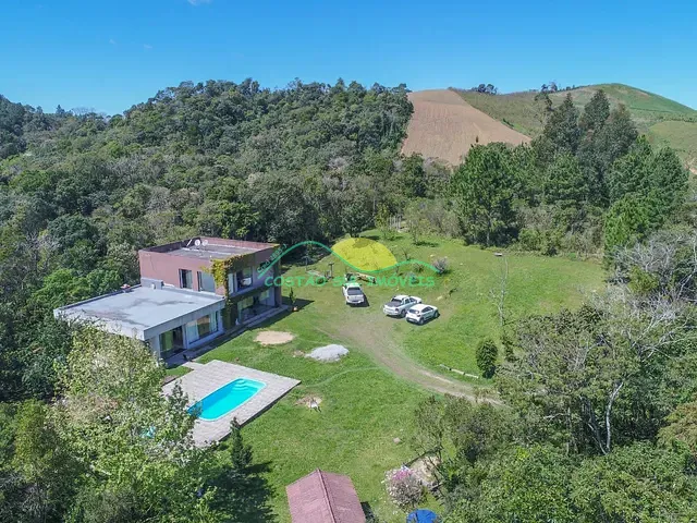 Sítio com 30020m² 2 quartos e 3 banheiros, à venda, no bairro Rural em Rancho Queimado