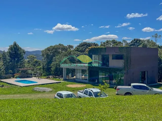 Sítio com 30020m² 2 quartos e 3 banheiros, à venda, no bairro Rural em Rancho Queimado