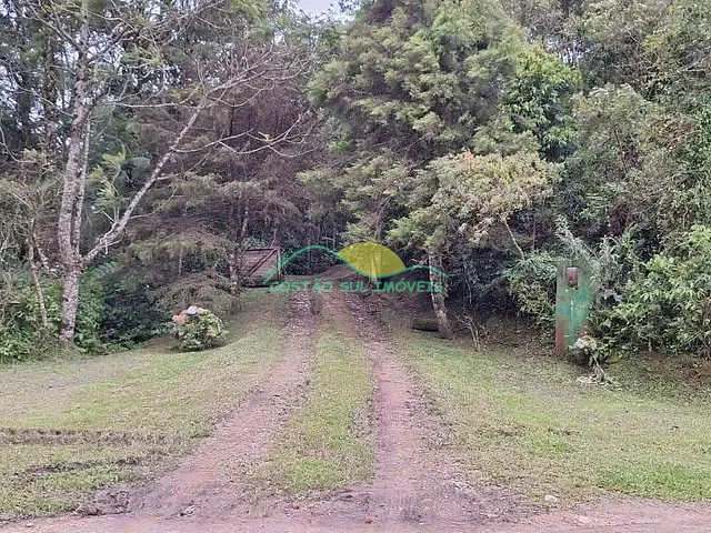 Sítio com 30020m² 2 quartos e 3 banheiros, à venda, no bairro Rural em Rancho Queimado