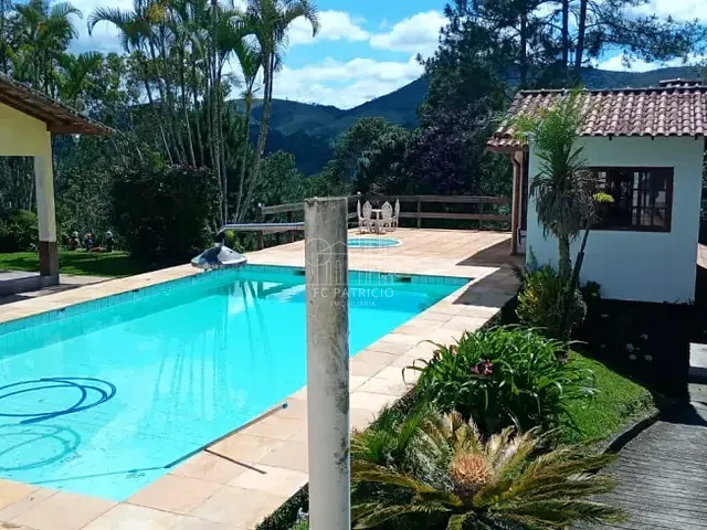 Sítio com 5195m² 7 quartos e 6 banheiros, à venda, no bairro Granja Mafra em Teresópolis