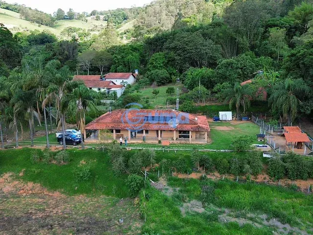 Sítio com 11000m² 4 quartos e 4 banheiros, à venda, no bairro PEDRA em Pedra Bela