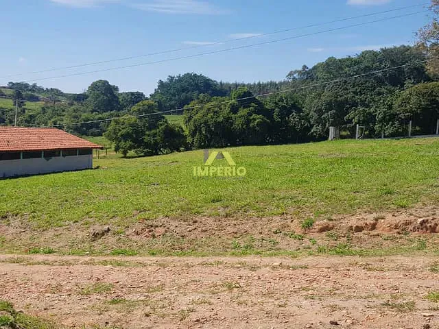 Sítio com 16600m² 7 quartos e 3 banheiros, à venda, no bairro Pedregulho em Itu