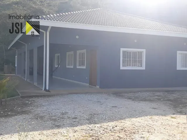 Sítio com 168000m² 2 quartos e 2 banheiros, à venda, no bairro Registro em Taubaté