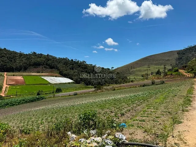 Sítio com 250000m², à venda, no bairro Vieira em Teresópolis