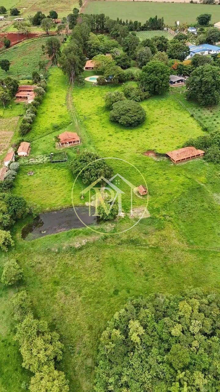 Sítio à venda com 3 quartos, 10m² - Foto 22