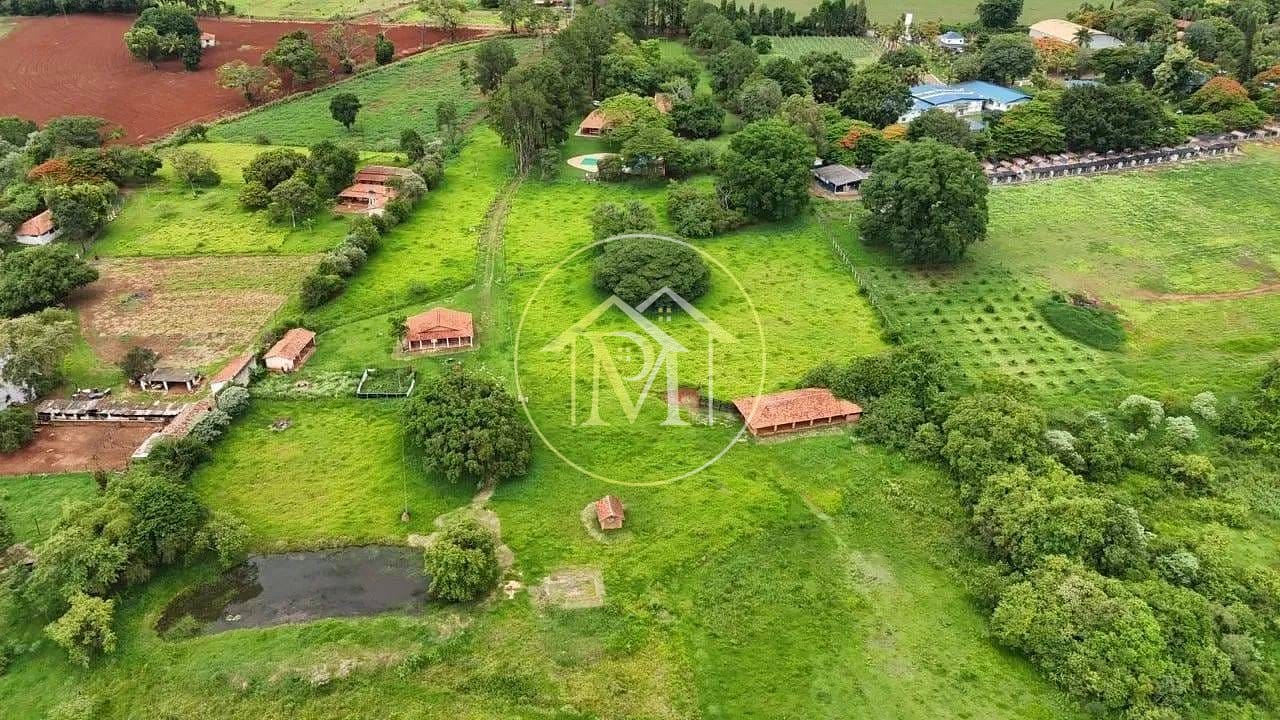 Sítio à venda com 3 quartos, 10m² - Foto 32