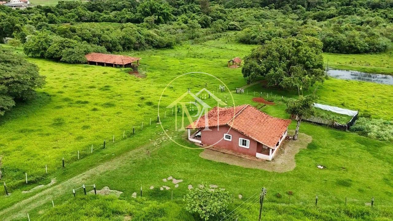 Sítio à venda com 3 quartos, 10m² - Foto 33