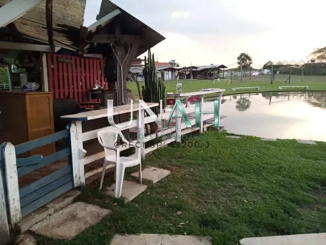 Sítio 4 quartos e 2 banheiros, à venda, no bairro Área Rural de Jaguariúna em Jaguariúna