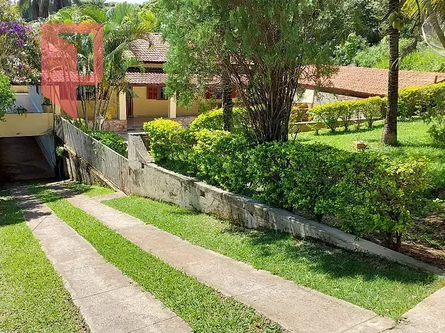Sítio com 1340m² 4 quartos e 2 banheiros, à venda, no bairro Bonanza em Santa Luzia