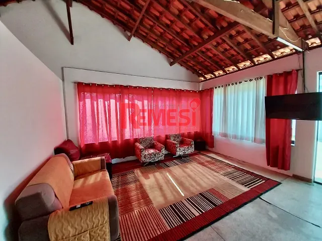 Sítio com 750m² 2 quartos e 2 banheiros, à venda, no bairro Jardim Flamboyant II em Boituva