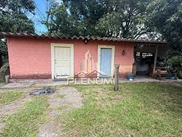 Sítio 3 quartos e 3 banheiros, à venda, no bairro Centro em Ipeúna