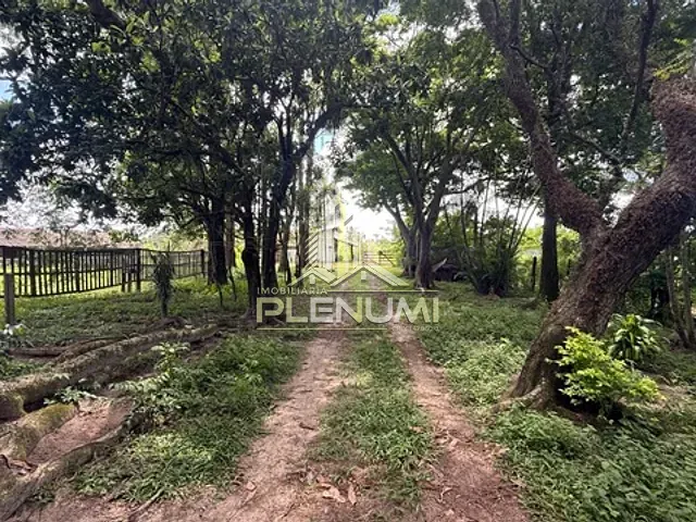 Sítio 3 quartos e 3 banheiros, à venda, no bairro Centro em Ipeúna