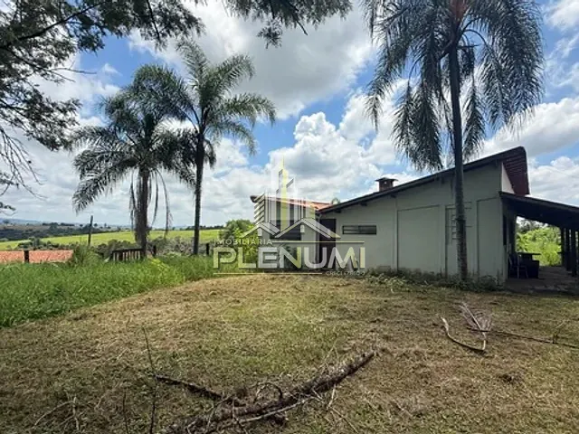 Sítio 3 quartos e 3 banheiros, à venda, no bairro Centro em Ipeúna