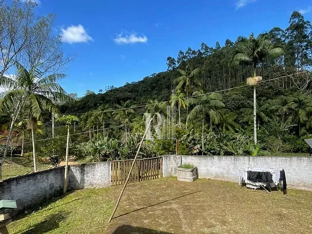 Sítio com 40000m² 3 quartos e 1 banheiro, à venda, no bairro Oliveira  em Tijucas