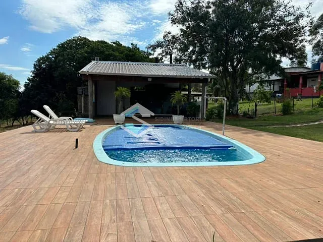 Sítio com 51962m² 4 quartos e 4 banheiros, à venda, no bairro Ouro Grande em Jacarezinho