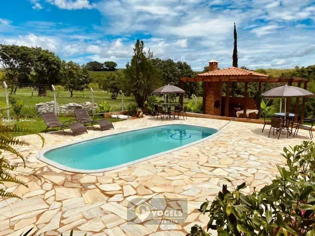 Sítio com 36000m² 4 quartos e 5 banheiros, à venda, no bairro Área Rural de Santo Antônio de Posse em Santo Antônio de Posse