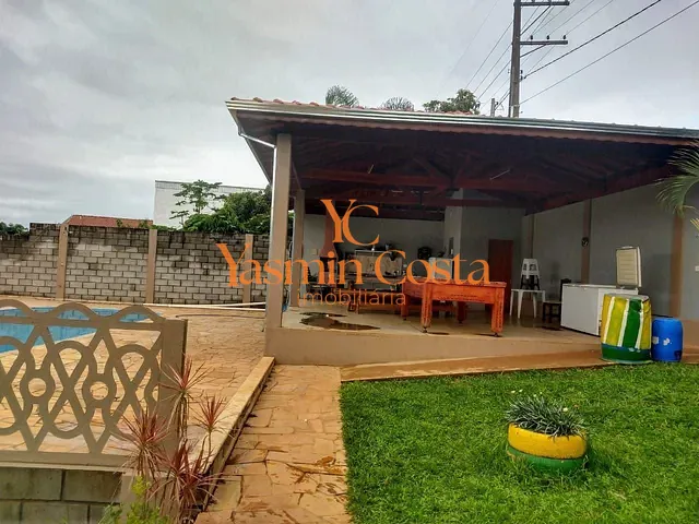 Sítio com 1400m² 3 quartos e 2 banheiros, à venda, no bairro Água Comprida em Cambuí