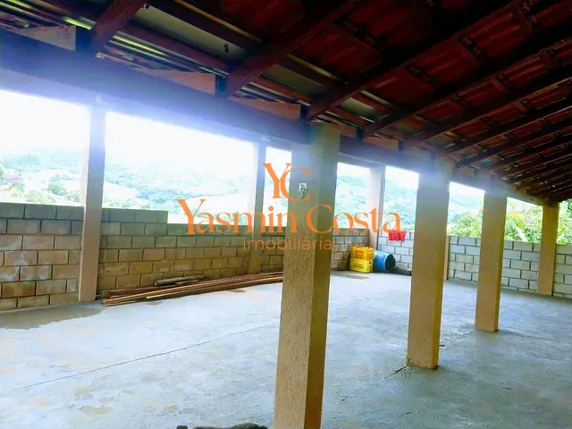 Sítio com 1400m² 3 quartos e 2 banheiros, à venda, no bairro Água Comprida em Cambuí
