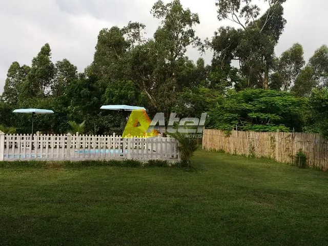 Sítio com 5550m² 2 quartos e 2 banheiros, à venda, no bairro Ufrrj em Seropédica