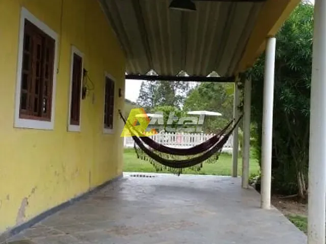 Sítio com 5550m² 2 quartos e 2 banheiros, à venda, no bairro Ufrrj em Seropédica
