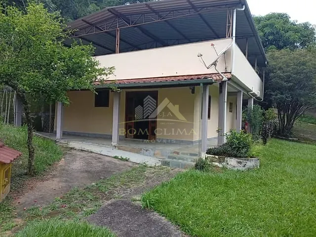 Sítio 3 quartos e 2 banheiros, à venda, no bairro Santa Terezinha em Matias Barbosa