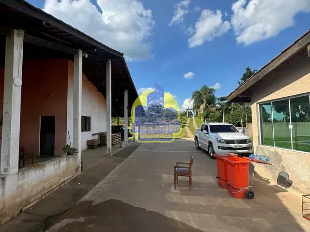 Sítio com 34000m² 4 quartos e 2 banheiros, à venda, no bairro Morro Grande em Ibiúna