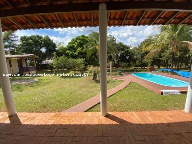 https://static.arboimoveis.com.br/SI0003_CARLOS/chacara-para-venda-em-uberlandia-mansoes-aeroporto-dormitorios-suites-banheiros-vagas1630387179909wguux.jpg