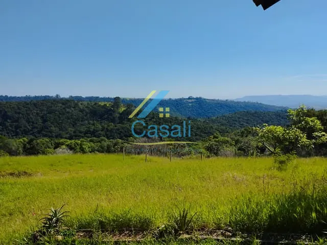 Sítio com 20000m² 3 quartos e 2 banheiros, à venda, no bairro Planalto Verde em São Roque