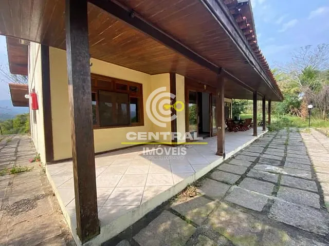 Sítio com 14000m² 4 quartos e 4 banheiros, à venda, no bairro Guaratiba em Rio de Janeiro