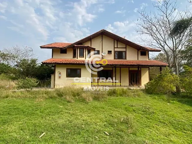 Sítio com 14000m² 4 quartos e 4 banheiros, à venda, no bairro Guaratiba em Rio de Janeiro