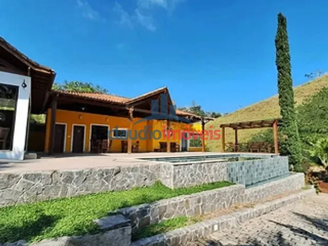 Sítio com 96800m² 6 quartos e 7 banheiros, à venda, no bairro Centro em Bananal
