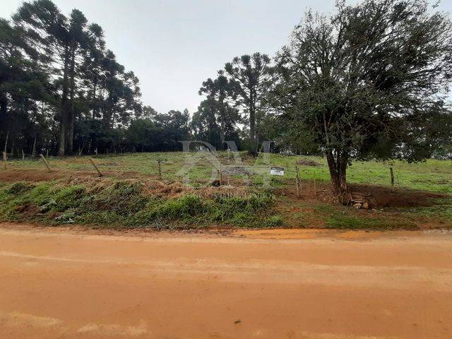Sítio com 17200m², à venda, no bairro Espigão Alto em Jaguariaíva