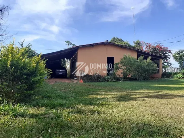 Sítio com 45000m² 3 quartos e 2 banheiros, à venda, no bairro Zona Rural em Uberaba