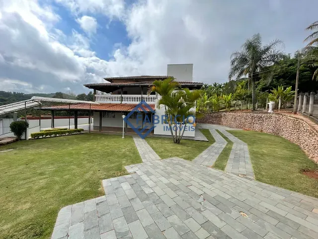 Sítio com 50000m² 3 quartos e 4 banheiros, à venda, no bairro Caixa D´água em Vinhedo
