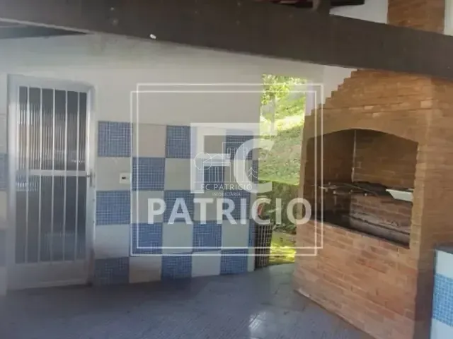 Sítio com 50000m² 10 quartos e 6 banheiros, à venda, no bairro Parada Modelo em Guapimirim