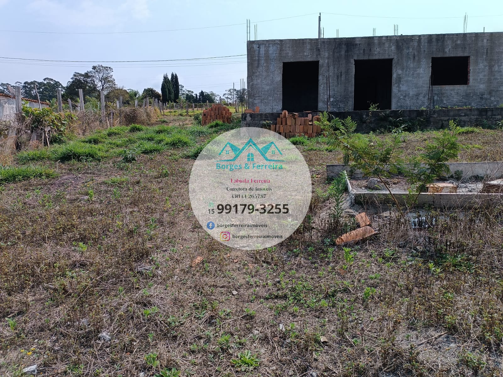 Chácara à venda com 2 quartos, 800m² - Foto 2