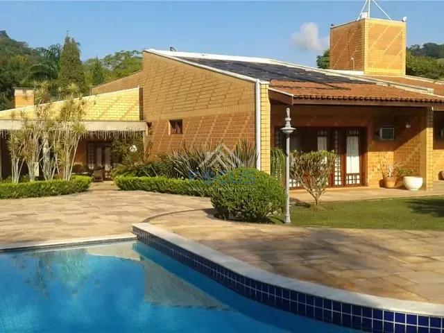 Sítio com 40000m² 3 quartos e 3 banheiros, à venda, no bairro Santa Clara em Jundiaí