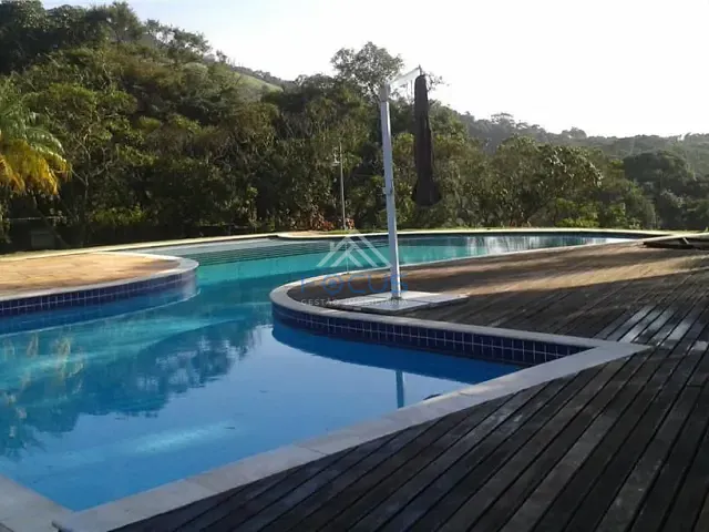 Sítio com 40000m² 3 quartos e 3 banheiros, à venda, no bairro Santa Clara em Jundiaí