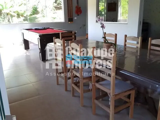 Sítio 4 quartos e 3 banheiros, à venda, no bairro Bairro Ferraz em GUAXUPÉ