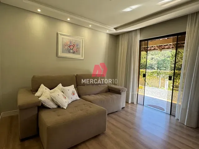 Sítio 2 quartos e 2 banheiros, à venda, no bairro Vila Itoupava em Blumenau