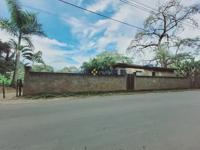 Sítio com 6696m² 3 quartos e 1 banheiro, à venda, no bairro São José do Vale do Rio Preto em São José do Vale do Rio Preto