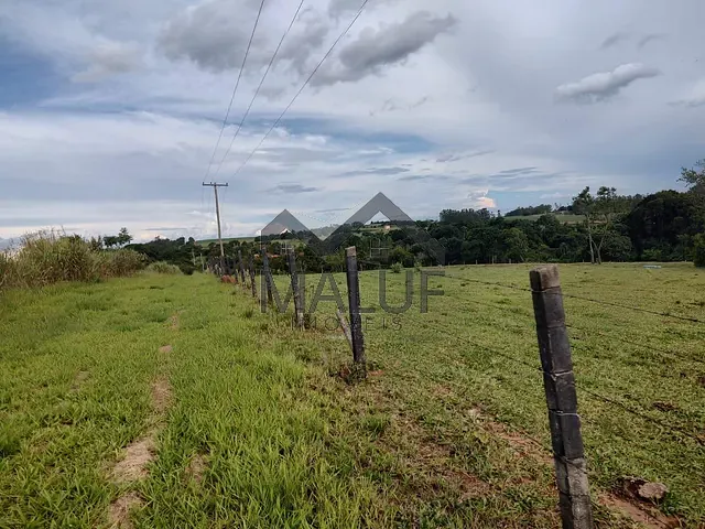 Sítio com 60500m² 4 quartos e 2 banheiros, à venda, no bairro ribeirao fundo em Tietê