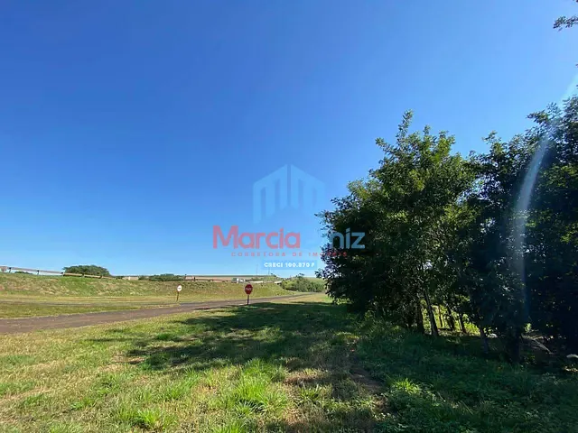 Sítio com 600m² 2 quartos e 2 banheiros, à venda, no bairro região de Ituverava em Ituverava