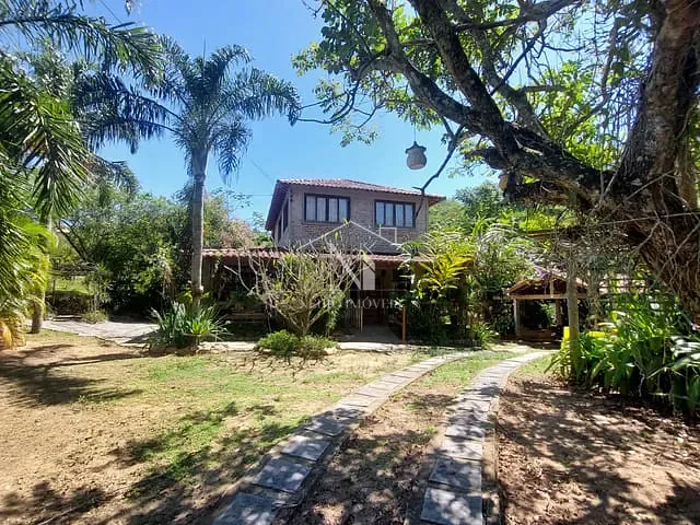 Sítio com 28980m² 3 quartos e 2 banheiros, à venda, no bairro Centro (Pachecos) em Itaboraí